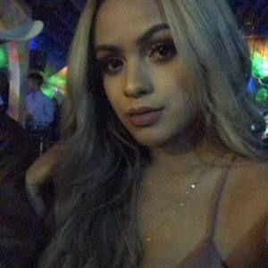 Meet your Posher, Ariana